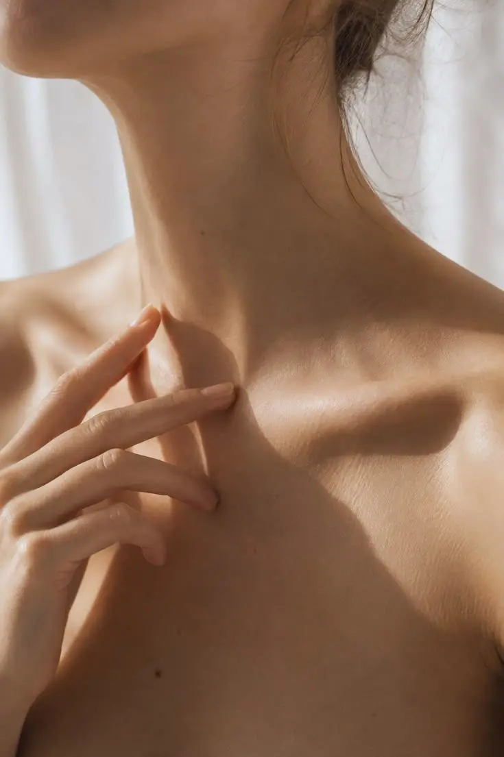 Chest Bright & Pigment Correct facial at POINT · FACE Uluwatu